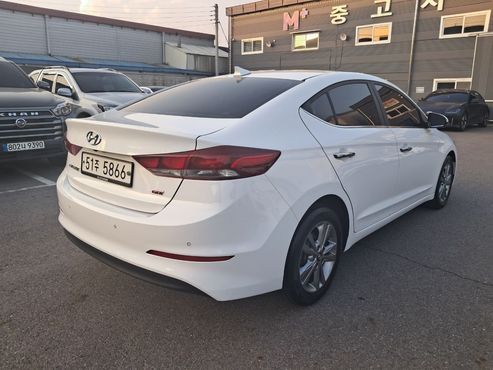 Hyundai AVANTE 1.6 GDI Modern — пробег 141 905 км — фото 5 из 5