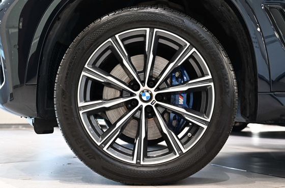 BMW X5 xDrive 30d M Sport — пробег 78 911 км — фото 5 из 5