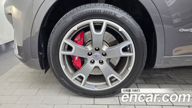 Maserati Levante 3.0 AWD GranSport — пробег 96 699 км — фото 5 из 5