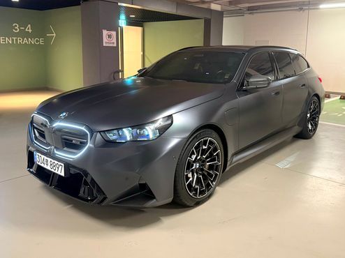 BMW M5 M5 Touring — пробег 4 000 км — фото 1 из 5