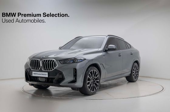 BMW X6 xDrive40i M Sport — пробег 4 649 км — фото 1 из 5