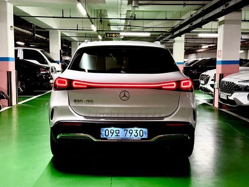 Mercedes-Benz EQA EQA250 AMG Line — пробег 12 500 км — фото 3 из 5