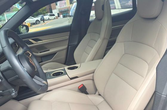 Porsche Taycan 4 Cross Turismo — пробег 22 000 км — фото 5 из 5