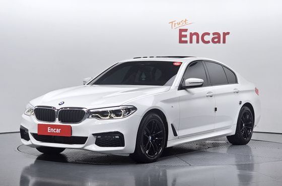 BMW 5-Series 520d xDrive M Sport Package Plus — пробег 93 624 км — фото 1 из 5