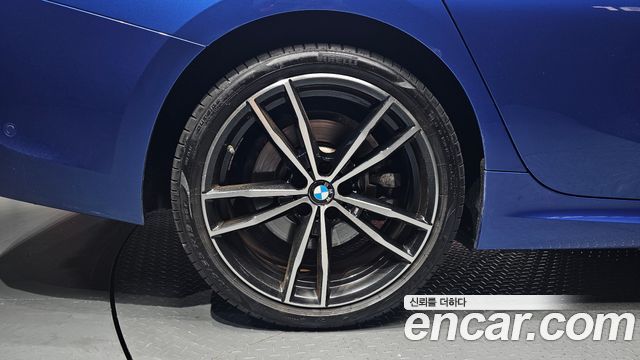 BMW 3-Series из Кореи Encar