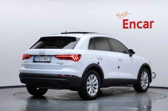 Audi Q3 40 TFSI Quattro — пробег 17 457 км — фото 2 из 5