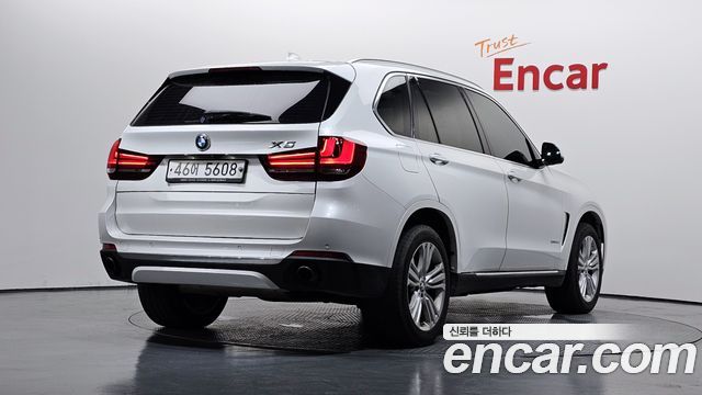BMW X5 xDrive 30d — пробег 260 552 км — фото 2 из 5