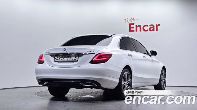 Mercedes-Benz C-Class из Кореи Encar