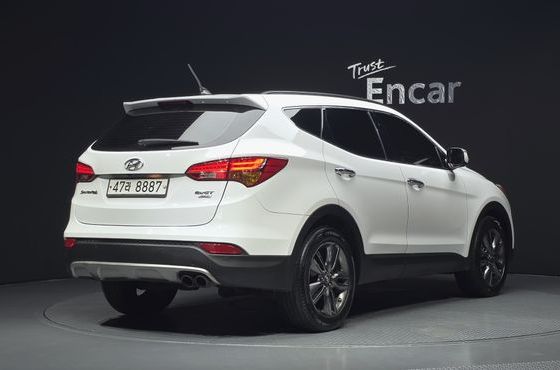 Hyundai Santafe Diesel(e-VGT) 2.0 4WD Exclusive — пробег 127 874 км — фото 2 из 5