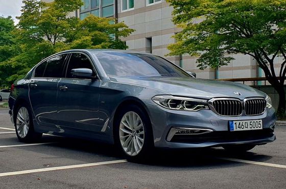 BMW 5-Series 520d Luxury Special Edition — пробег 103 797 км — фото 3 из 5
