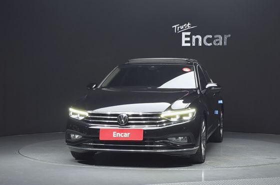Volkswagen Passat 2.0 TDI Prestige — пробег 43 716 км — фото 3 из 5