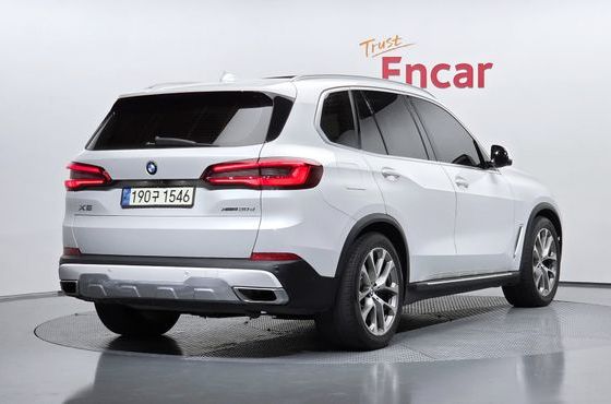BMW X5 xDrive 30d xLine — пробег 99 699 км — фото 2 из 5