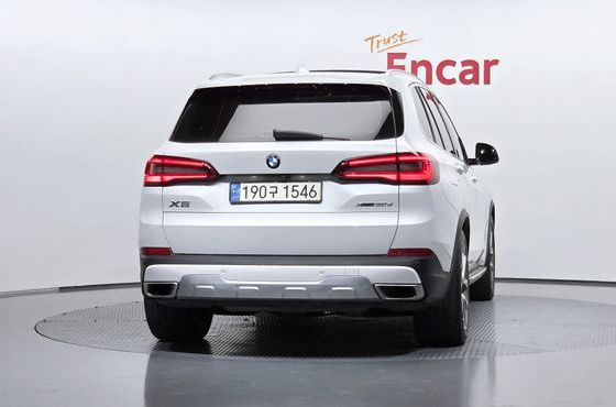 BMW X5 xDrive 30d xLine — пробег 99 699 км — фото 4 из 5