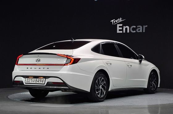 Hyundai Sonata Premium — пробег 153 839 км — фото 2 из 5