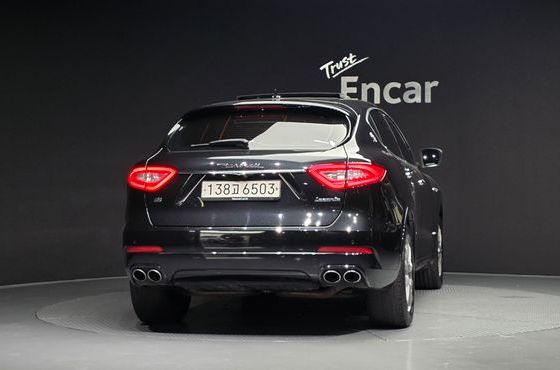 Maserati Levante 3.0 Diesel AWD GranLusso — пробег 76 996 км — фото 4 из 5