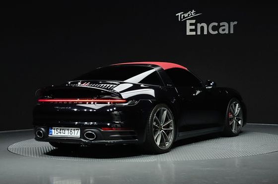Porsche 911 Targa 4S — пробег 9 103 км — фото 2 из 5