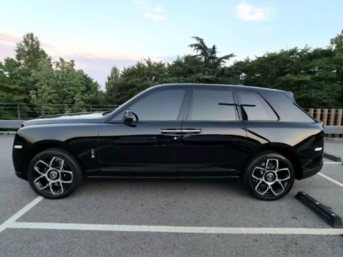 Rolls-Royce Cullinan 6.7 V12 Black Badge — пробег 4 000 км — фото 3 из 5
