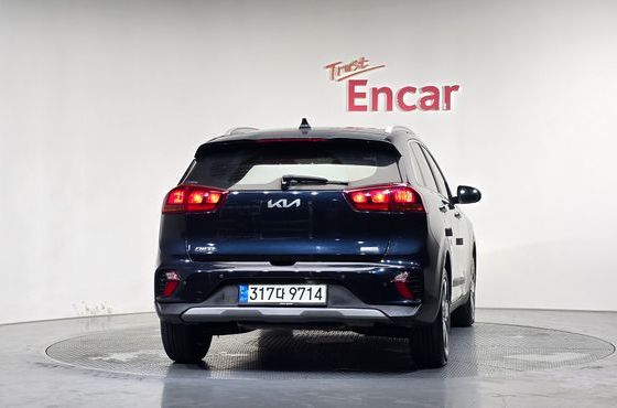 Kia Niro 1.6 HEV Trendy — пробег 85 995 км — фото 4 из 5