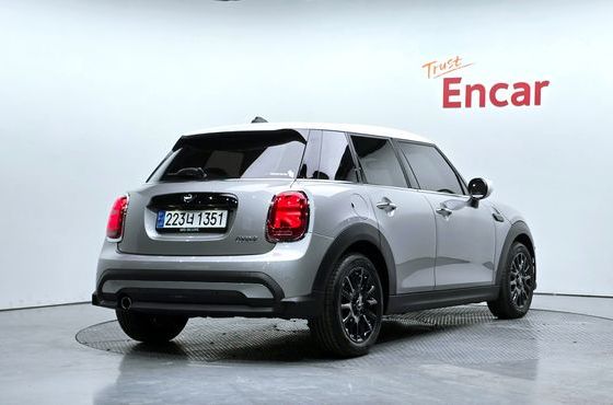 Mini Cooper 5Door Classic Third Generation — пробег 18 836 км — фото 2 из 5
