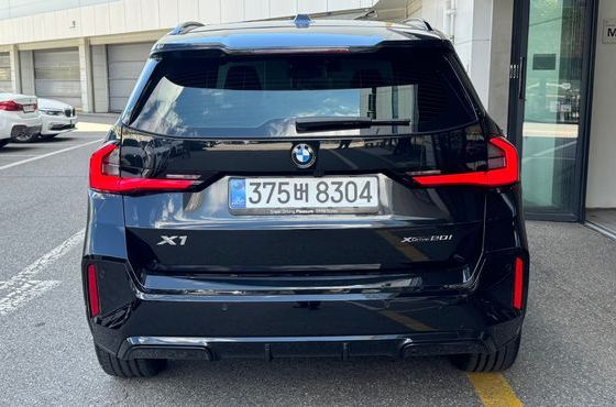 BMW X1 xDrive 20i M Sport — пробег 11 971 км — фото 4 из 5