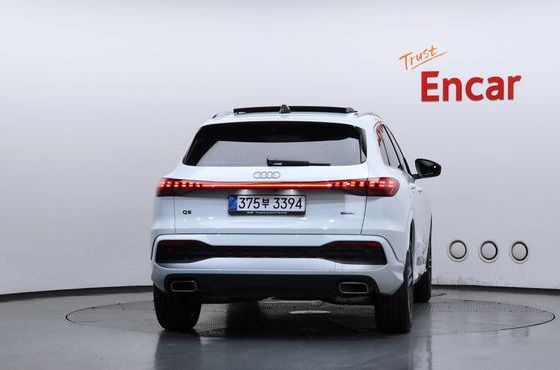 Audi Q5 40 TFSI Quiattro Advanced — пробег 6 113 км — фото 4 из 5