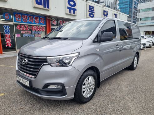 Hyundai Starex Van 5-Seater Smart — пробег 70 512 км — фото 3 из 5
