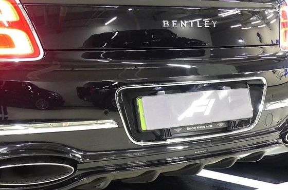 Bentley Flying Spur 4.0 Muliner — пробег 6 400 км — фото 2 из 5