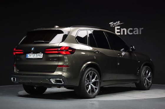 BMW X5 xDrive 40i M Sport — пробег 6 429 км — фото 2 из 5