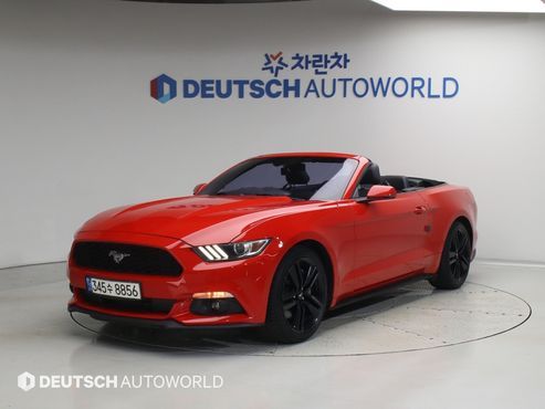 Ford Mustang Convertible — пробег 133 009 км — фото 1 из 5