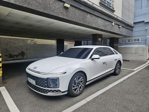 Hyundai Grandeur Premium — пробег 7 816 км — фото 4 из 5