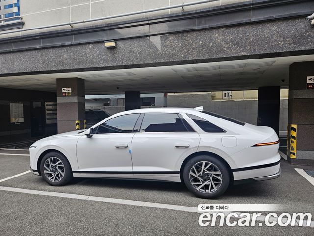 Hyundai Grandeur Premium — пробег 7 816 км — фото 5 из 5