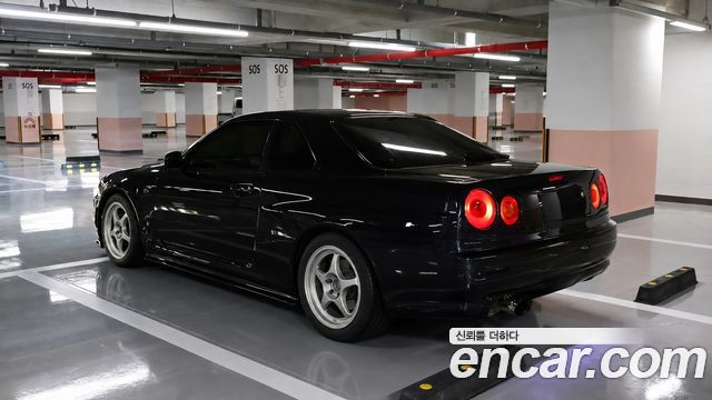 Nissan Skyline из Кореи Encar