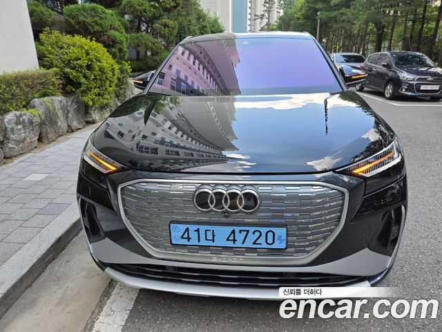 Audi Q4 e-tron 45 Premium Sportback — пробег 1 300 км — фото 2 из 5