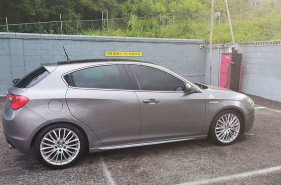 Alfa Romeo Giulietta 1.7 — пробег 58 000 км — фото 3 из 5