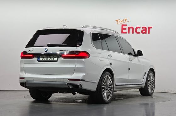BMW X7 xDrive 40d Design Pure Excellence 7-Seater — пробег 109 915 км — фото 2 из 5