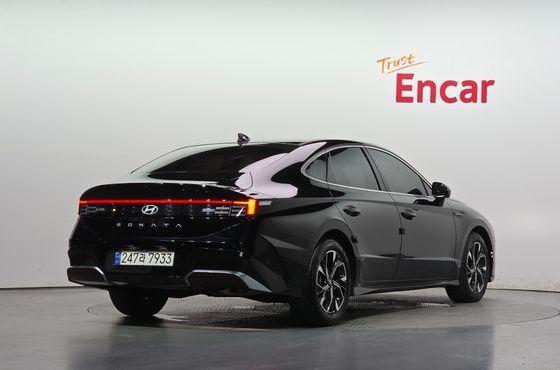 Hyundai Sonata 2.0 Exclusive — пробег 24 766 км — фото 2 из 5