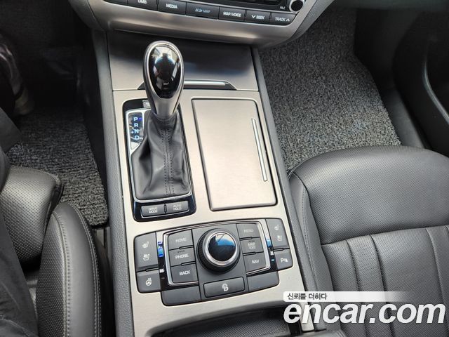 Hyundai Genesis из Кореи Encar
