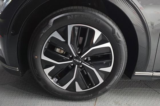 Kia EV6 Long Range 4WD Earth — пробег 37 622 км — фото 5 из 5