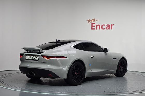Jaguar F-TYPE P300 Coupe X152 — пробег 123 331 км — фото 2 из 5