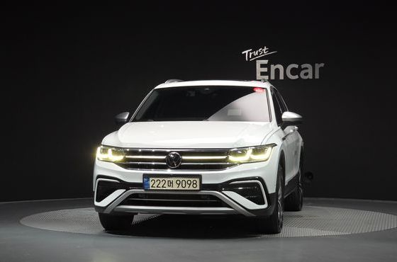 Volkswagen Tiguan 2.0 TSI Prestige — пробег 46 525 км — фото 3 из 5