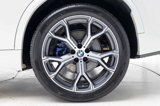 BMW X5 xDrive 40i M Sport — пробег 6 385 км — фото 5 из 5