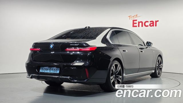 BMW i7 из Кореи Encar