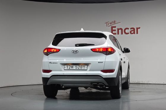 Hyundai Tucson Diesel 2.0 2WD Smart — пробег 164 075 км — фото 4 из 5