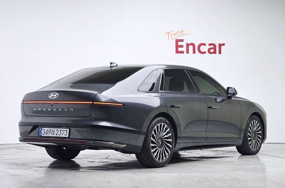 Hyundai Grandeur 3,5 Gasoline 4WD Calligraphy — пробег 99 054 км — фото 2 из 5