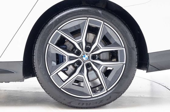 BMW 5-Series 523d M Sport — пробег 7 995 км — фото 5 из 5