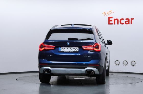 BMW X3 xDrive 20i — пробег 28 443 км — фото 4 из 5