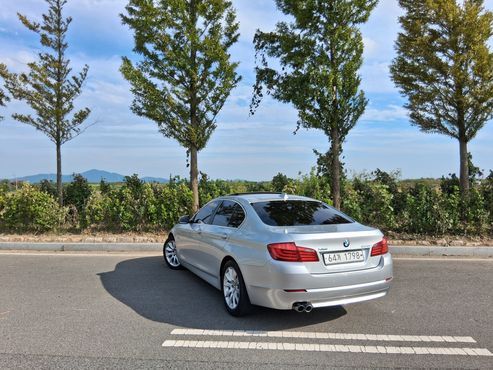 BMW 5-Series 528i Luxury Plus — пробег 87 000 км — фото 3 из 5