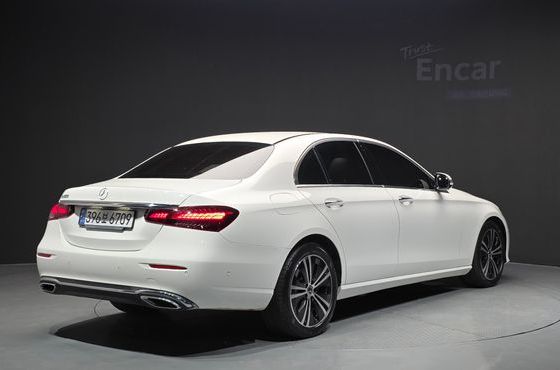 Mercedes-Benz E-Class E250 Avantgarde — пробег 55 345 км — фото 2 из 5