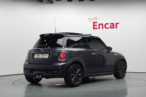 Mini Cooper Standard Second Generation — пробег 187 453 км — фото 2 из 5