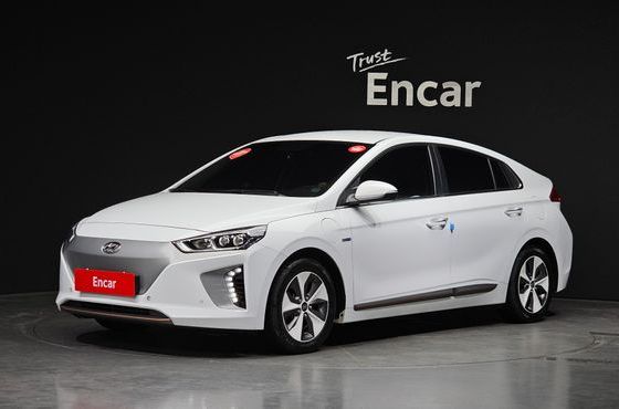 Hyundai Ioniq Q — пробег 125 082 км — фото 1 из 5